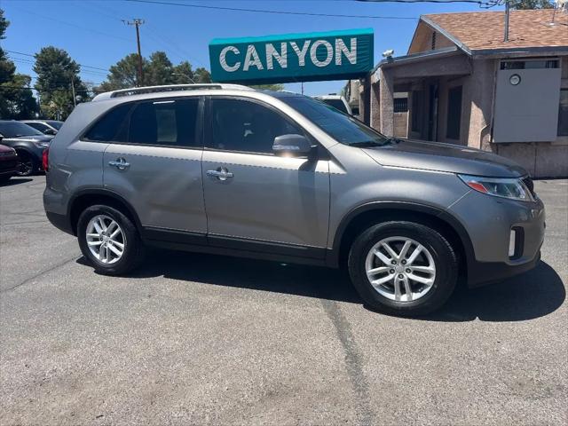 2015 Kia Sorento LX