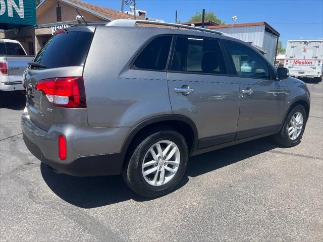 2015 Kia Sorento LX
