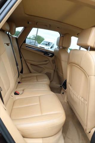 2015 Porsche Macan S