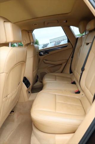 2015 Porsche Macan S