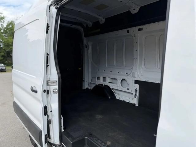 2023 Ford Transit Cargo Van T-250