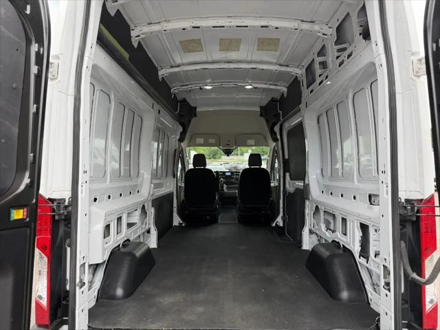 2023 Ford Transit Cargo Van T-250