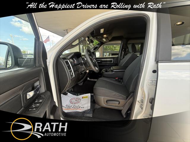 2024 Ram 1500 Classic Warlock Crew Cab 4x4 5'7" Box