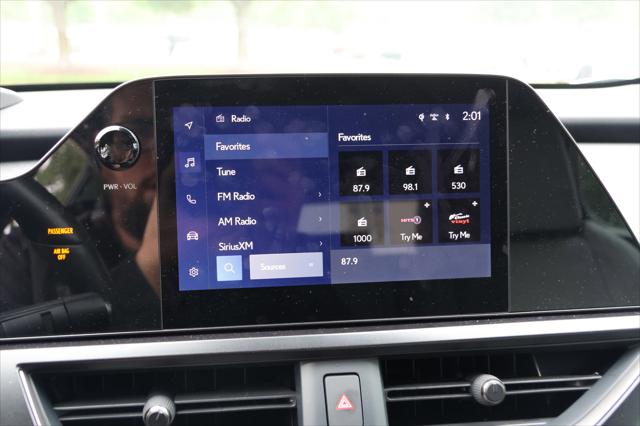 2024 Lexus UX 250h Premium