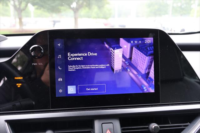 2024 Lexus UX 250h Premium