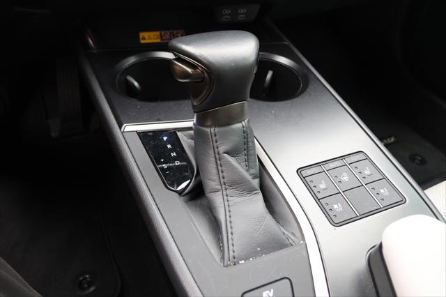 2024 Lexus UX 250h Premium