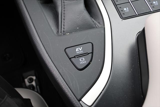 2024 Lexus UX 250h Premium