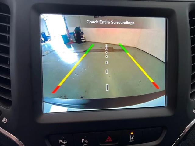 2023 Jeep Cherokee Altitude Lux 4x4