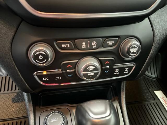 2023 Jeep Cherokee Altitude Lux 4x4