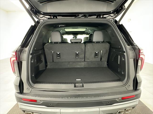 2026 Chevrolet Traverse AWD LT