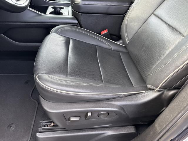 2023 Chevrolet Suburban 2WD Premier