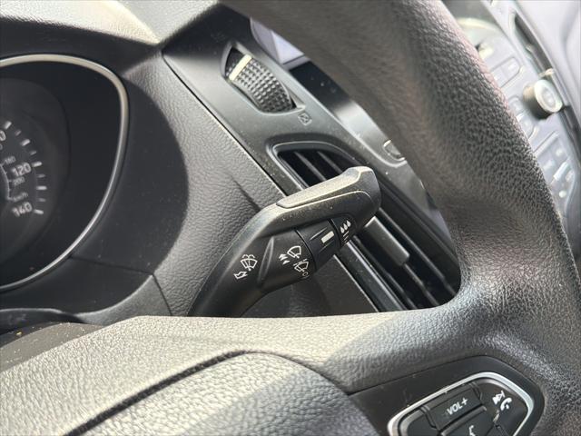 2016 Ford Focus S
