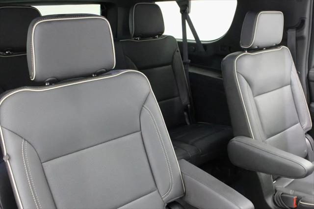 2021 GMC Yukon XL 2WD SLT