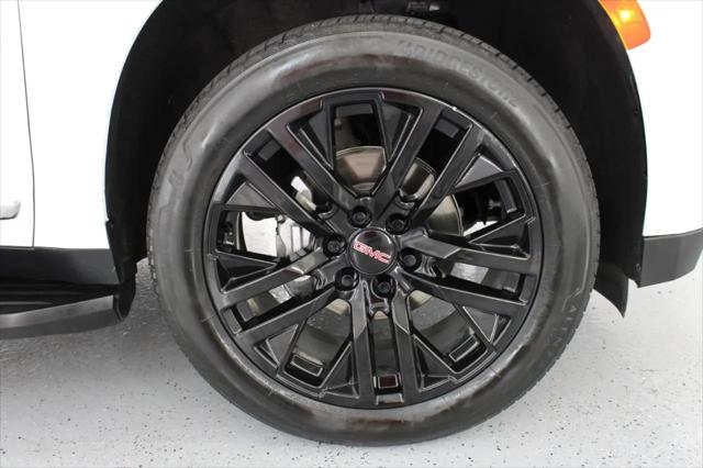 2021 GMC Yukon XL 2WD SLT