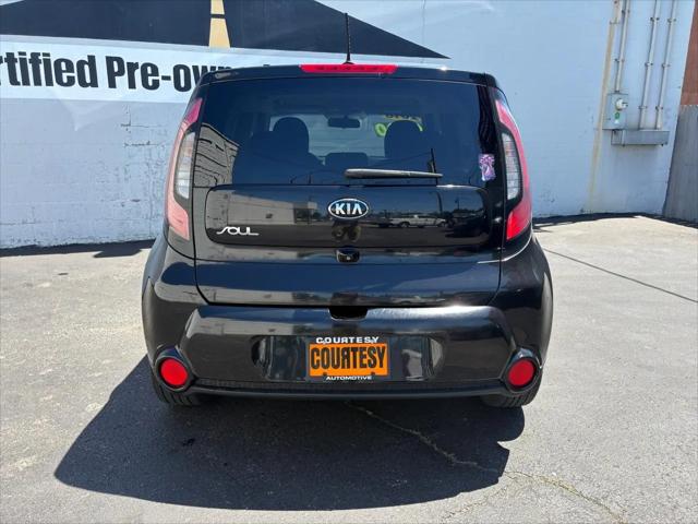 2016 Kia Soul +