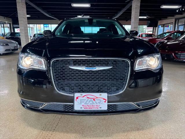 2022 Chrysler 300 Touring
