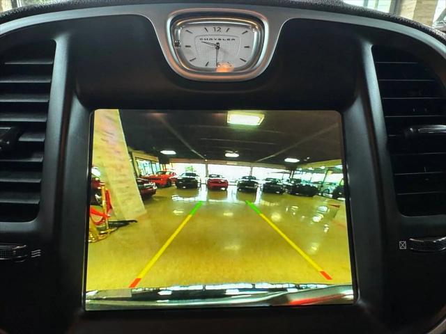 2022 Chrysler 300 Touring