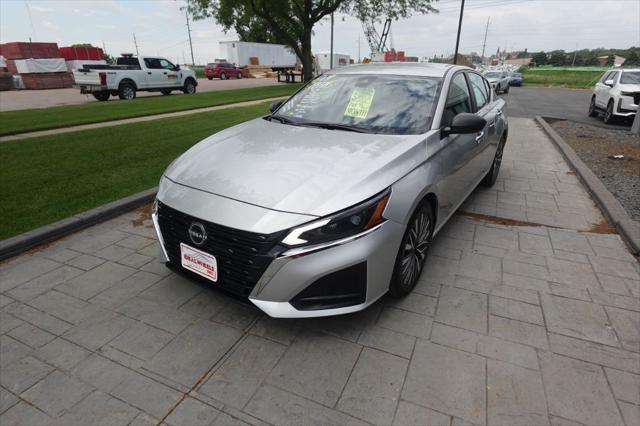 2024 Nissan Altima SV FWD