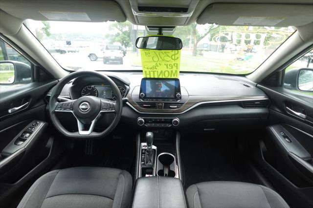 2024 Nissan Altima SV FWD