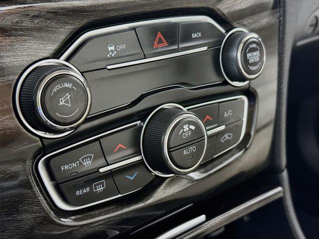 2015 Chrysler 300 Limited