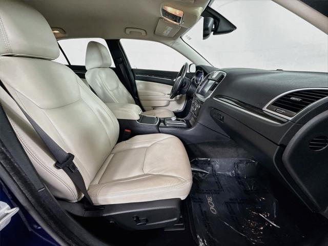 2015 Chrysler 300 Limited