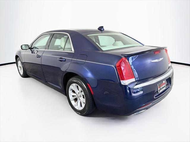 2015 Chrysler 300 Limited
