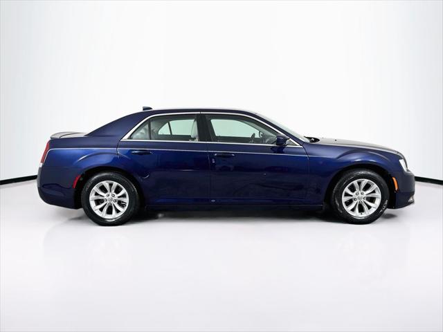 2015 Chrysler 300 Limited
