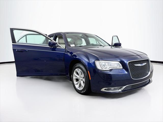 2015 Chrysler 300 Limited