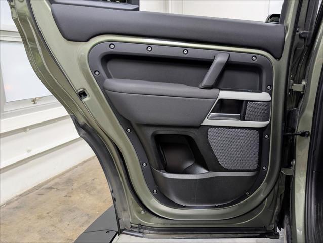 2021 Land Rover Defender 110 S