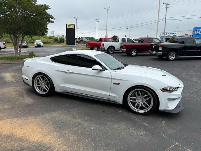 2022 Ford Mustang GT Premium Fastback