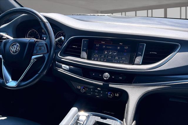 2023 Buick Enclave Essence AWD