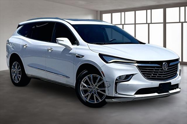 2023 Buick Enclave Essence AWD