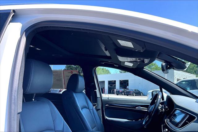 2023 Buick Enclave Essence AWD