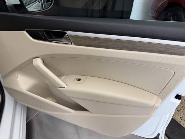 2017 Volkswagen Passat 1.8T SE