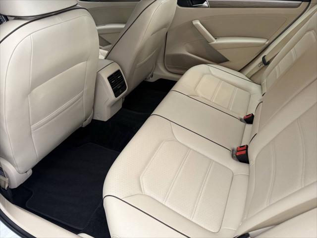 2017 Volkswagen Passat 1.8T SE
