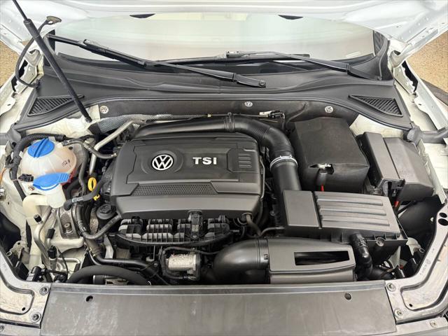 2017 Volkswagen Passat 1.8T SE