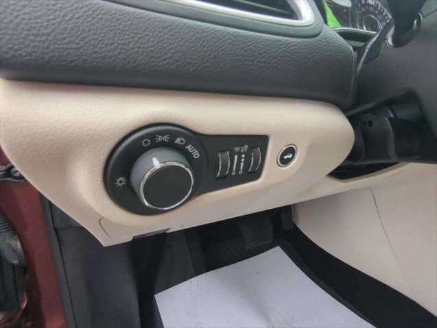 2016 Chrysler 200 Limited Platinum