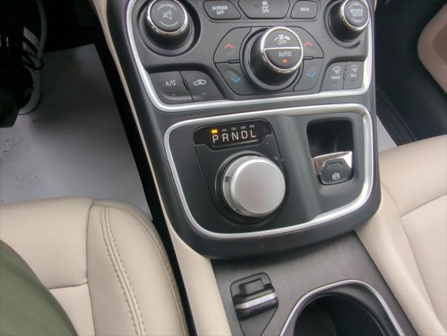2016 Chrysler 200 Limited Platinum