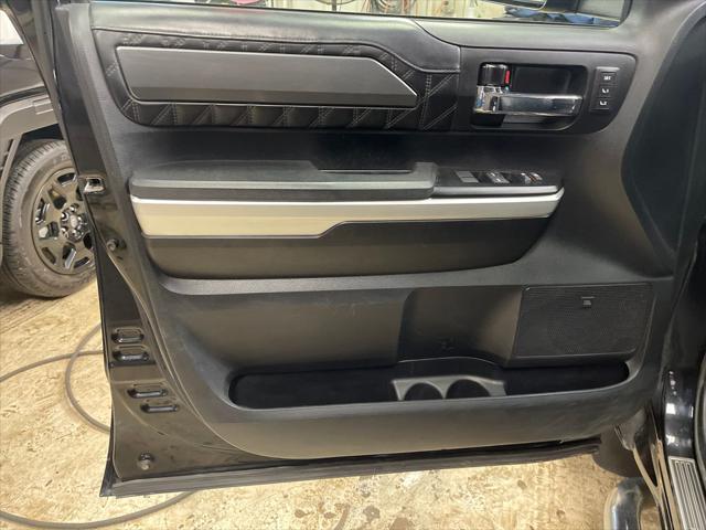 2017 Toyota Tundra Platinum 5.7L V8