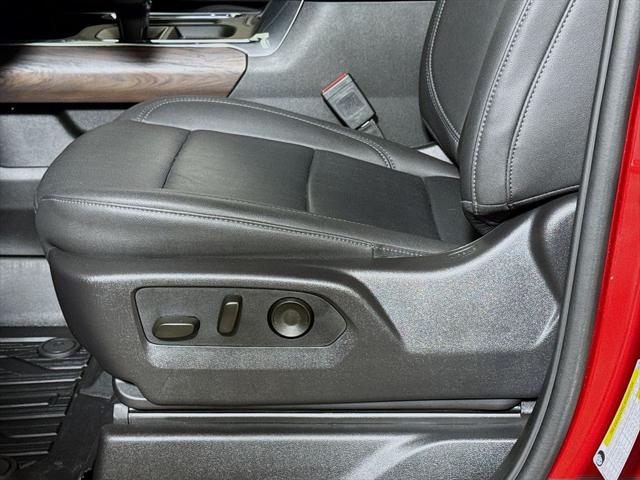 2026 GMC Sierra 1500 Crew Cab, Short Bed, SLT, RWD