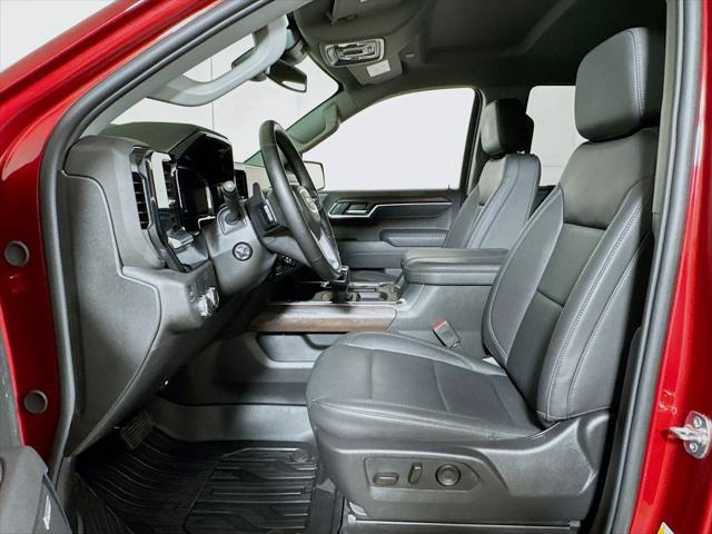 2026 GMC Sierra 1500 Crew Cab, Short Bed, SLT, RWD