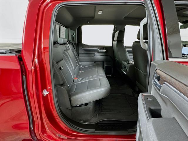 2026 GMC Sierra 1500 Crew Cab, Short Bed, SLT, RWD