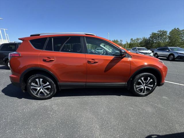 2016 Toyota RAV4 LE