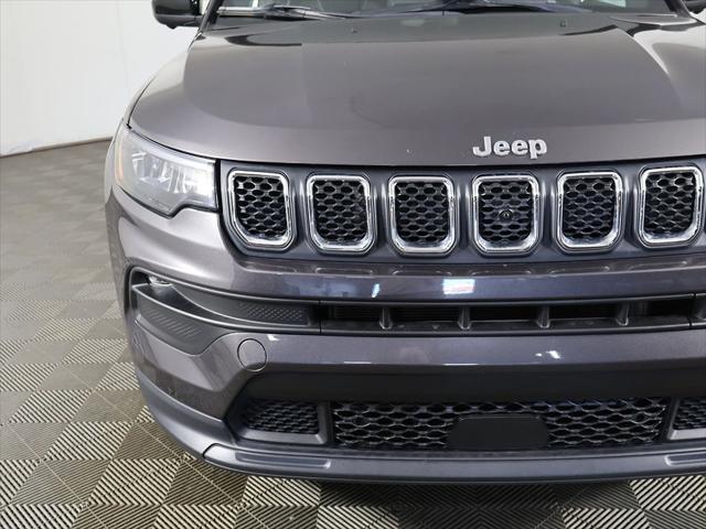 2023 Jeep Compass Latitude Lux FWD