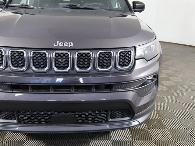 2023 Jeep Compass Latitude Lux FWD