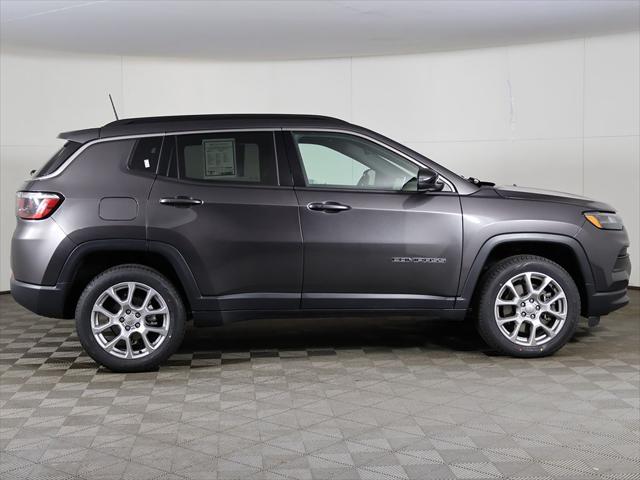 2023 Jeep Compass Latitude Lux FWD