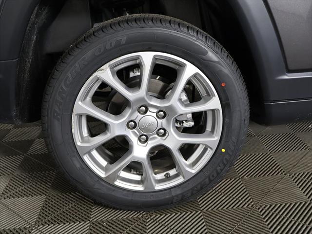 2023 Jeep Compass Latitude Lux FWD