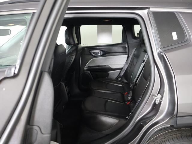 2023 Jeep Compass Latitude Lux FWD