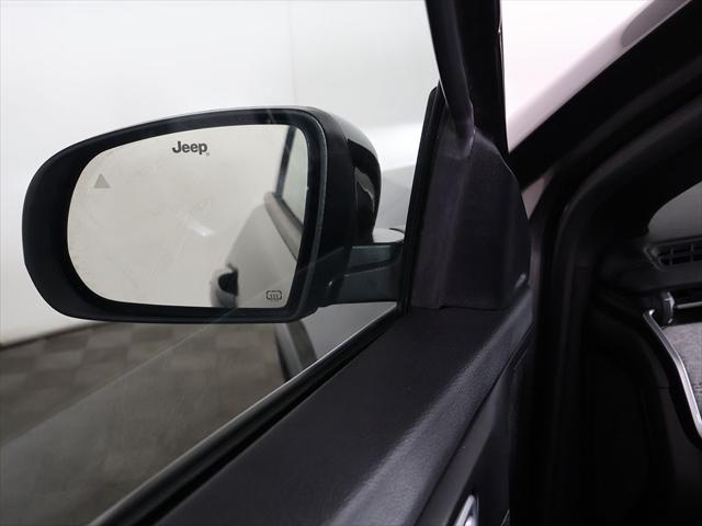 2023 Jeep Compass Latitude Lux FWD