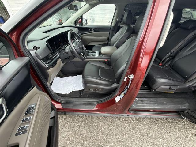 2025 Kia Carnival MPV LXS